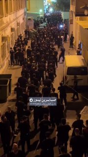 תהלוכות תנחומים מסיביות נפרשו ברחבי בחריין לציון יום השנה הארבעים לאמאם חוסיין (עליו השלום), ודגש על דבקות…