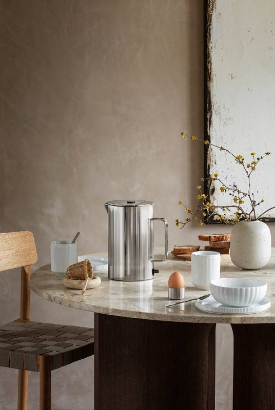 Схожу с ума от нескольких предметов из коллекции Bernadotte от датского бренда Georg Jensen. Очень нравится комбинация гладкой полированной стали и... - изображение 2 - схожу, ума, нескольких