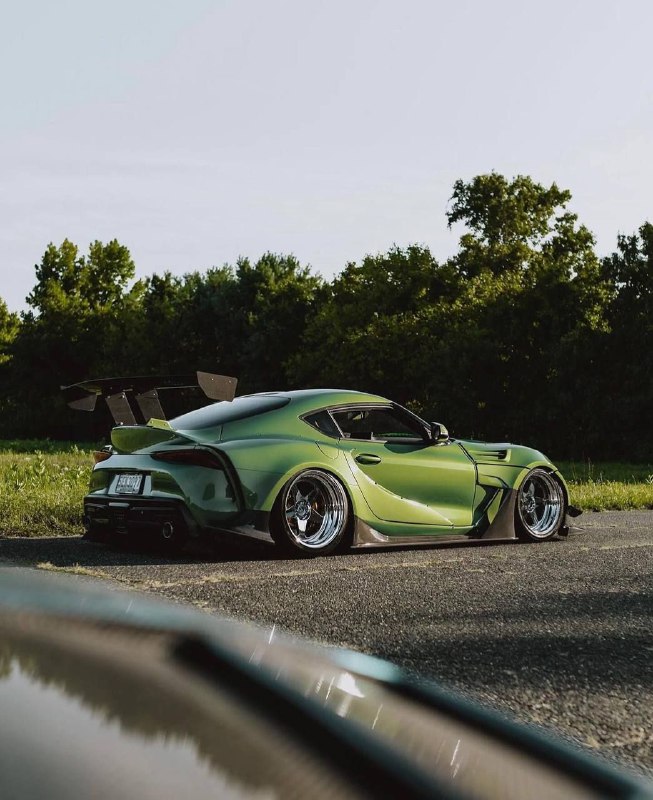 Toyota Supra 2