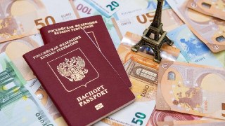 ЕС сделает невъездными в Европу всех российских военных, служивших в годы СВО, в новом пакете санкцийЕврокомиссия предлагает включить в 21-й пакет санкций ЕС против России запрет на въезд для россиян, участвовавших в военных действиях против Украины, сообщ