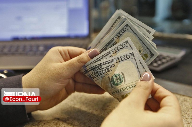 اقتصاد فوری 📈: حذف ارز ترجیحی با توجه به محدودیت منابع ارزی، تصمیمی اجتنابناپذیر بودیک تحلیلگر اقتصادی با اشاره به محدودیت منابع ارزی