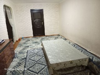 Chiqchiq shaharda troiskda 3 honali uy sotiladi