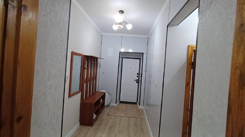 🏠 Подселение | Район Филармония🏡 Сдаётся 3-комнатная квартира с подселением.📍 Район: Филармония✨ О квартире:✔️ Просторная✔️ Полностью меблирована✔️ Со всеми удобствами💰 Оплата: 11 000 сом/месяц📞