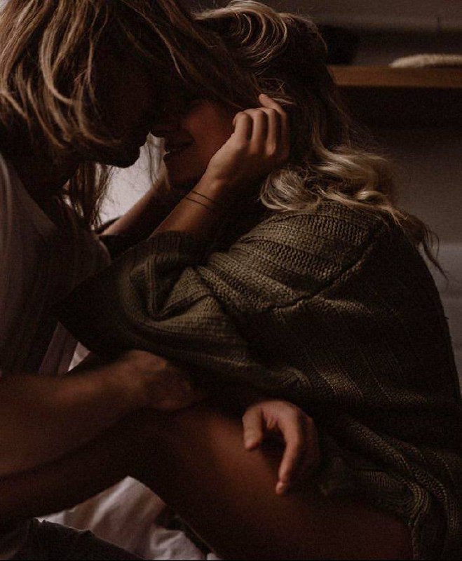 💕عشق زیبا💕: اندیشه معشوق نگهبان خیال استعاشق نتواند به خیال دگر افتاد ...#صائب_تبریزی
