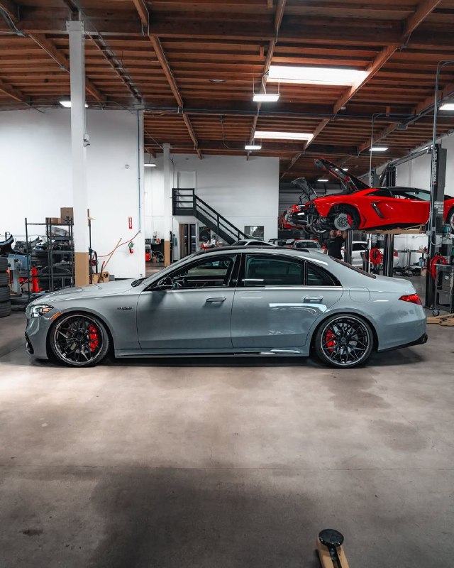 Mercedes 3