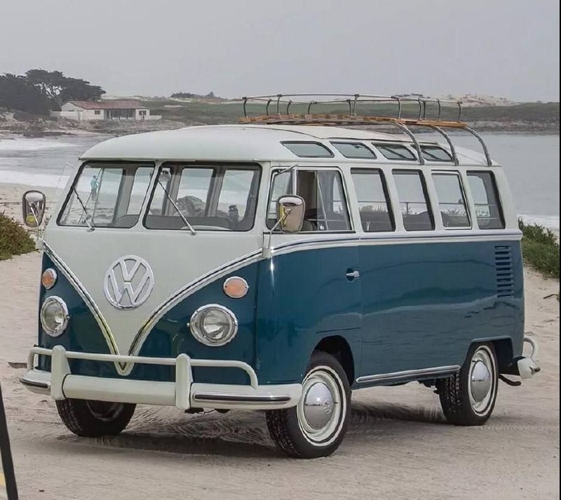 В Китае показали минивэн Skyworth Summer, который уж очень напоминает легендарный Volkswagen T2 из 6 3