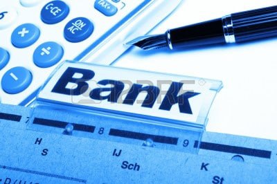 BANKER | بنکر: چند بانک ایرانی توان تحمل شوک مالی را دارند؟از میان ۲۷ بانک و مؤسسه اعتباری، تنها ۱۳ بانک حداقل کفایت سرمایه را دارند؛ ی