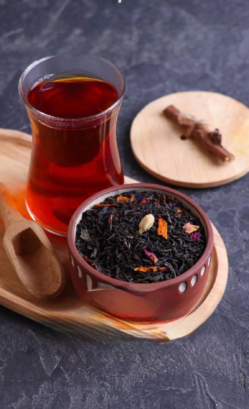 ◍⃟◍⃟🍁@Lidocaene: چایات را بنوش، به درک که دوستت نداشت!الینا تاجالدین
