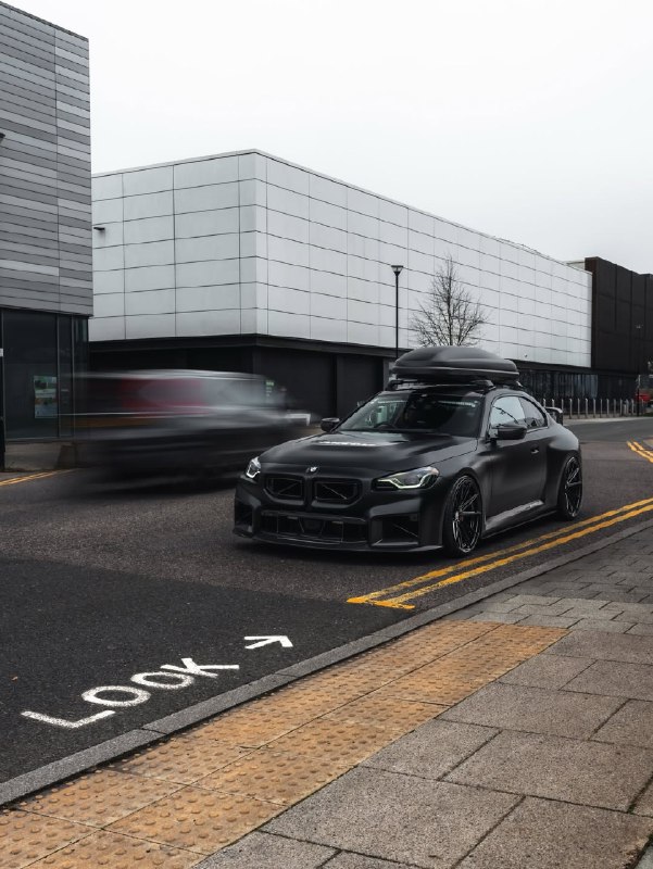 BMW M2 G87 8