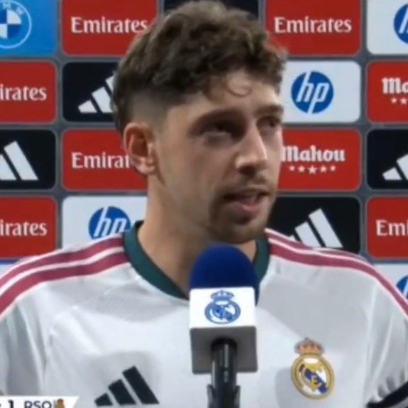 رئال مادرید | Real Madrid C.F: 🎙🇪🇸 فدریکو والورده: داشتن بازیکنی مثل امباپه فوق‌العاده و باورنکردنیستهمیشه گفته‌ام که باید از او لذت ببریم.او آنچه امرو