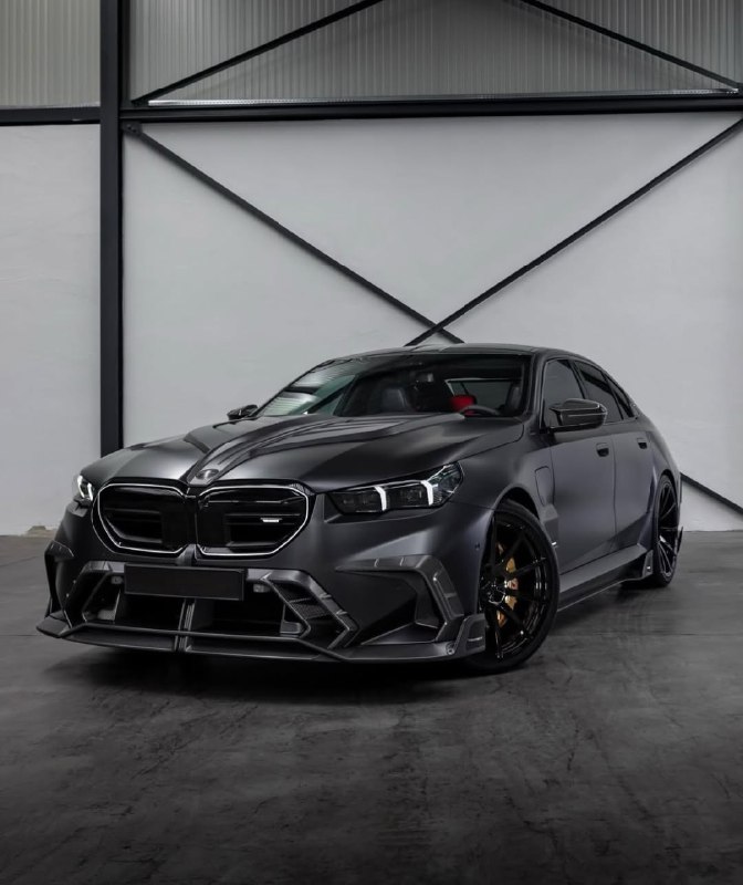 BMW M5 6