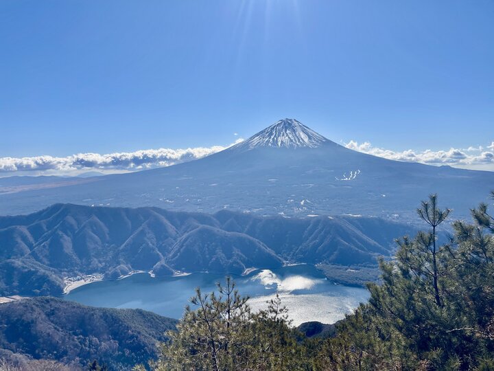 跳脫傳統玩法，冬季就來富士山五湖健行吧 ─ 雪頭ヶ岳