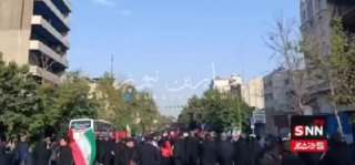 מיליונים נהרו לרחובות טהרן להיפרד מ"מנהיג האומה"