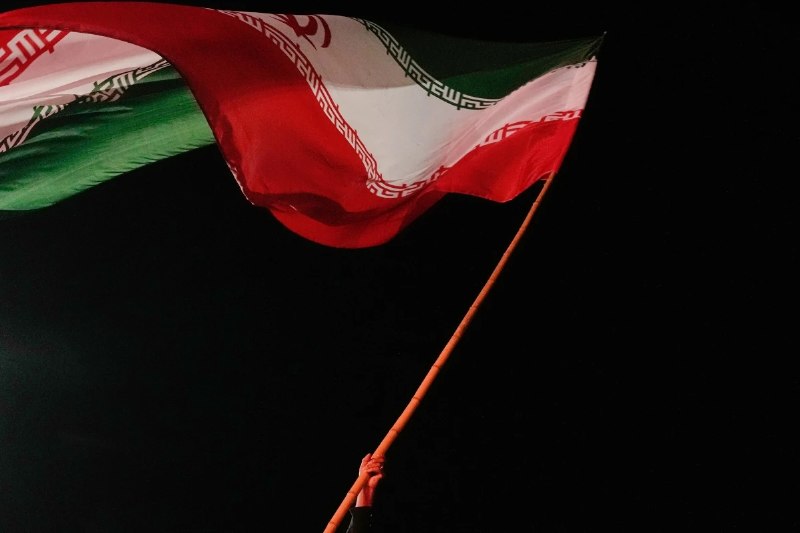 ️🇺🇸🇮🇷 AP: פקידי ההגירה של ארה"ב עבדו עם הרשויות האיראניות כדי לארגן שלוש טיסות גירוש ליותר מ-100 איראני…