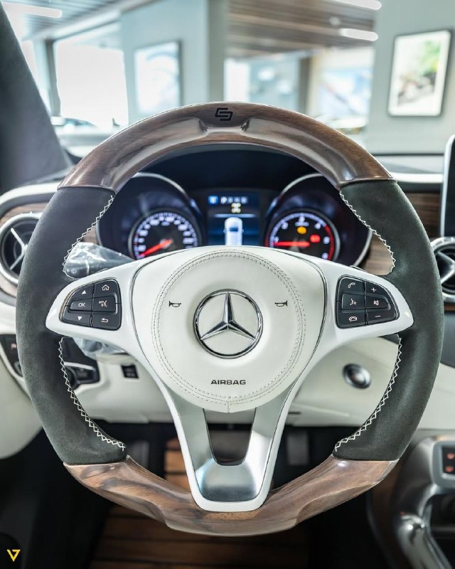Luxury Pickup: X 350 d 4MATIC V6 Turbo Yachting Edition 4