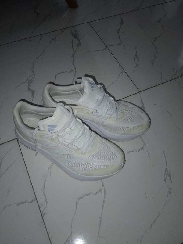 Кросовки адидас 44 размер состояние хорошее 200 лар  торг уместен — фото 1