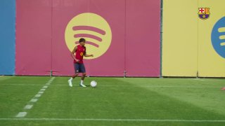 🇪🇸️ Lamin Yamal (19) is enjoying Barcelona training. 😮💨