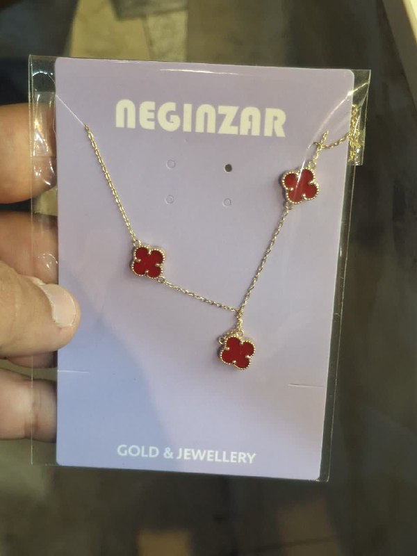 طلا و جواهر زرسرا (طلا کم اجرت): گردنبند ونکلیف قرمز ۳ گلوزن ۳/۴۷۰فی طلا ۱۹۲۵۰قیمت 78/820/000جهت سفارش و ارتباط با ما👉@zKhashei👉 09136850138تلگرام 👇👇👉ht
