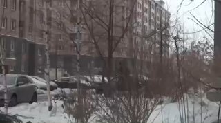 ФСБ отчиталась о задержании в Санкт-Петербурге «агента спецслужб Украины, который планировал убить российского военнослужащего». По данным ведомства, подозреваемый через мессенджер вступил в переписку с вербовщиком и выразил готовность совершить теракт. Он