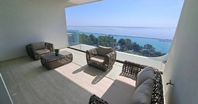 1-bed furnished apartment with sea views in Germasogeia photo 7