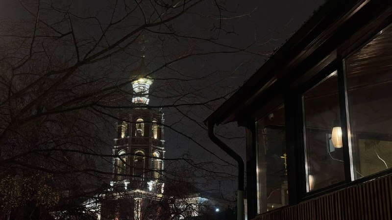 Укладку сделала, а из фотографий только я да храмыУкладку сделала, а из фотографий только я да храмы