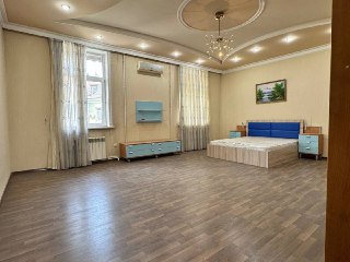 Kvartira продается 4/4/4 Попугайчик на Чехова