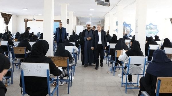 اورنا نیوز - اخبار ارومیه: میزبانی آموزش و پرورش خوی از یکهزار و ۲۳۱ داوطلب کنکور ۱۴۰۵🔹مدیر آموزشوپرورش شهرستان خوی: یک هزار و ۲۳۱ داوطلب آزمون س