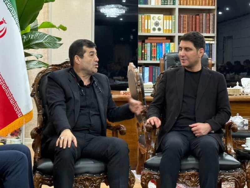 هاوشاری: ✅ بخشی از خواسته‌های استاندار کردستان در نشست با وزیر ورزش و جوانان در سنندج‌🔹 مجموعه باشگاه استقلال با معرفی استان، چند