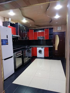 Своя продаётся  4 ком. квартира французская улучшенная планировка