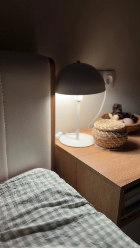 Мой ритуал перед сном для борьбы с отеками ноги на стену минут на 15 и затем 2 минуты тараканчик . Дети периодически прибегают ко мне и довольные л... - изображение 1 - минуты, такие, мой