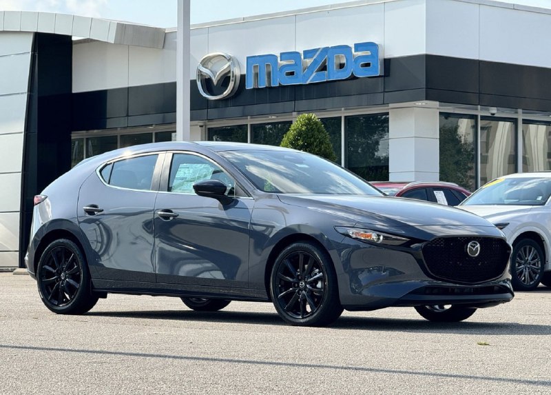 Владельцы Mazda 3 подали коллективный иск из-за неверных характеристикВ Иллинойс