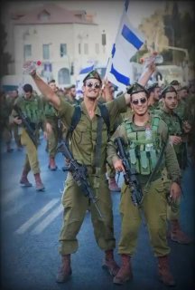 הו אלוהים, שים את עלילת היהודים לצדם