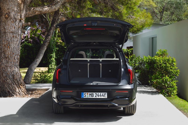 Представлен новый Mercedes‑Benz GLB второго поколения 3