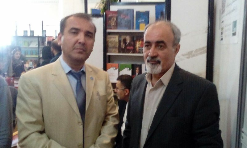 نغمه های دلتنگی: * * * ایرانِ آرش * * *تا چله ی کمان به دستانِ آرش استچشمِ جهان بسوی خراسانِ آرش است!تاریخ از دلاوری اش یاد می کندپروردگا