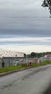 🌐 Атака ВСУ на белгородский вуз и Wildberries, переговоры США и Ирана, число мигрантов в испанской Сеуте. Что произошло к утру 3 августа:🔹 Беспилотники ВСУ ударили по складу Wildberries под Владимиром, подтвердили губернатор Александр Авдеев и пресс-служба