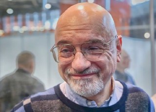 ⚡️ Минюст включил в реестр иноагентов филолога и культуролога Михаила Эпштейна* и других: ученых, политиков, активистовРеестр иноагентов Минюста РФ пополнился новыми фамилиями. Такой статус теперь получил известный филолог, культуролог и философ Михаил Эпш