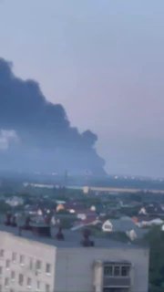A building near the PUD logistics center by the village of Chystenke, near Simferopol in occupied Crimea, is on fire.