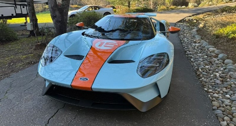 Редкий Ford GT за $2,5 млн разбили в США 2