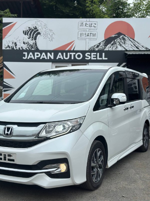 Honda Stepwgn 2017 фото 6