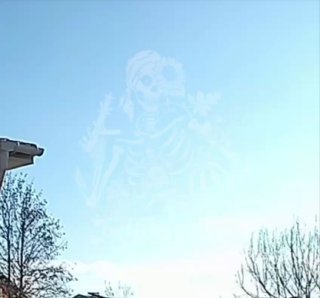 Рынок в Черноморске Одесской области атаковали беспилотники; по предварительным данным, два человека погибли, семеро пострадали, некоторые пострадавшие в тяжелом состоянии — глава военной администрации области Олег КиперИсточники местного издания «Думская»