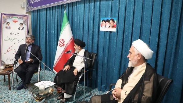 اورنا نیوز - اخبار ارومیه: صدور ۱۴ کیفرخواست برای ترویج بیبندوباری در آذربایجان غربی🔹رئیسکل دادگستری آذربایجان غربی: ۱۴ کیفرخواست برای ۱۴ پرونده