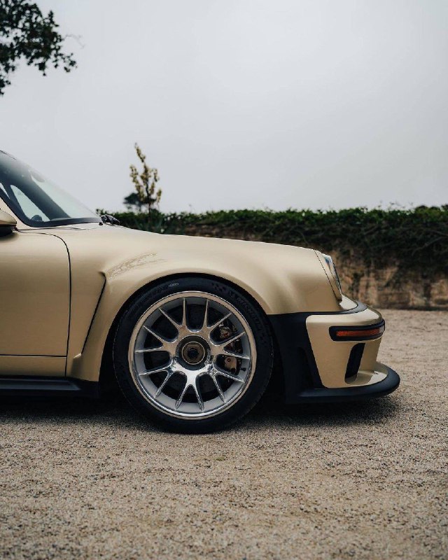 Singer Porsche 911 Type 964 2