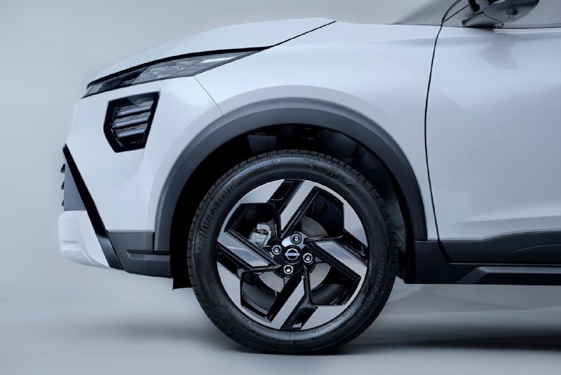 Nissan показал новый компактный кроссовер Kait 4