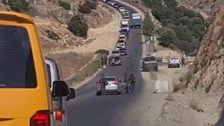 الاحتلال ينصب حاجزاً على طريق عين جريوت برام الله