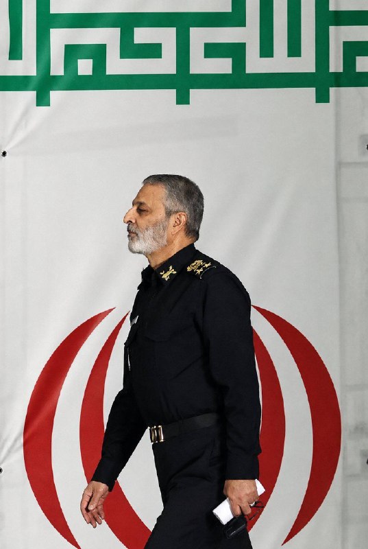 مبتلا 🇮🇷: بدونِ قهرمان نمی‌توان زندگی کرد.- اوریانا فالاچی -زندگی، جنگ و دیگر هیچ، امیرکبیر، ص۴۷۳@moobtala