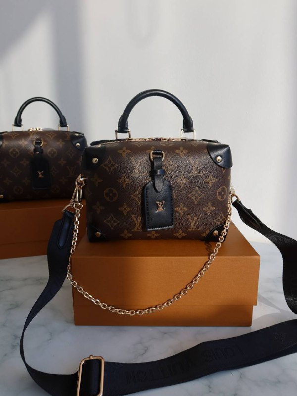 Louis Vuitton Louis Vuitton