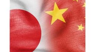 日本公布答辩书指高市涉台言论未改变政府立场 中国批“老调重弹”企图“蒙混过关”日本政府周二公布答辩书，指首相高市早苗有关“存亡危机事态”的国会答辩内容“并未改变政府的一贯见解”。中国外交部今天宣称，答辩书内容“老调重弹”，日方试图藉此“蒙混过关”，并再次敦促日方收回“错误内容”。👉 继续浏览后续：https://rfi.my/CDUo.g