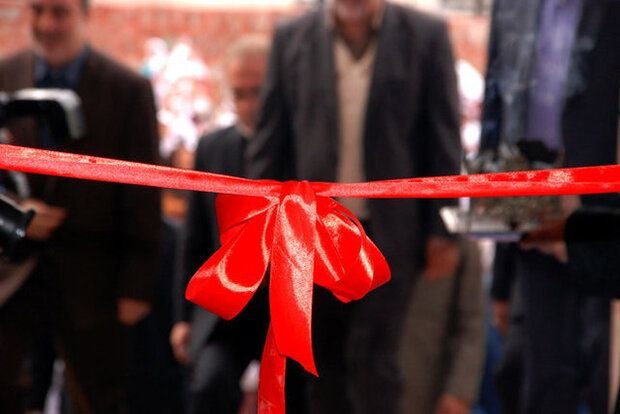 کانال خبری هـرمـز: بهره برداری از ۵۸ طرح عمرانی و خدماتی در قشم هفته امسال امسال ۵۸ طرح عمرانی و خدماتی در شهرستان قشم به بهره برداری می‌رس