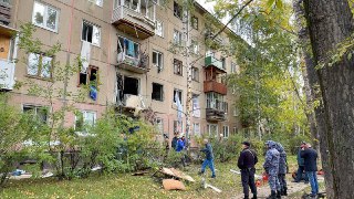 Взрыв газа произошел в пятиэтажке в Ангарске Иркутской области: один человек погиб, трое пострадали; повреждено десять квартир — губернатор
