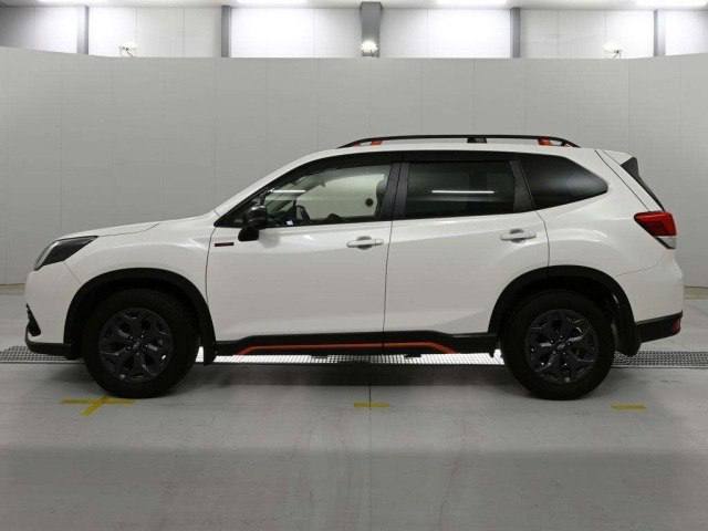 Subaru Forester 2023 фото 4